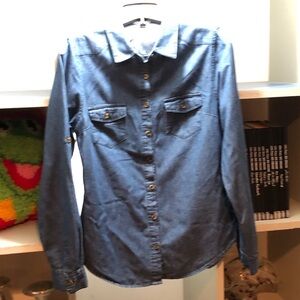 Noble U Classic Denim Shirt in Blue